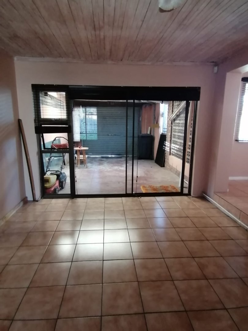 3 Bedroom Property for Sale in Lotus River Western Cape